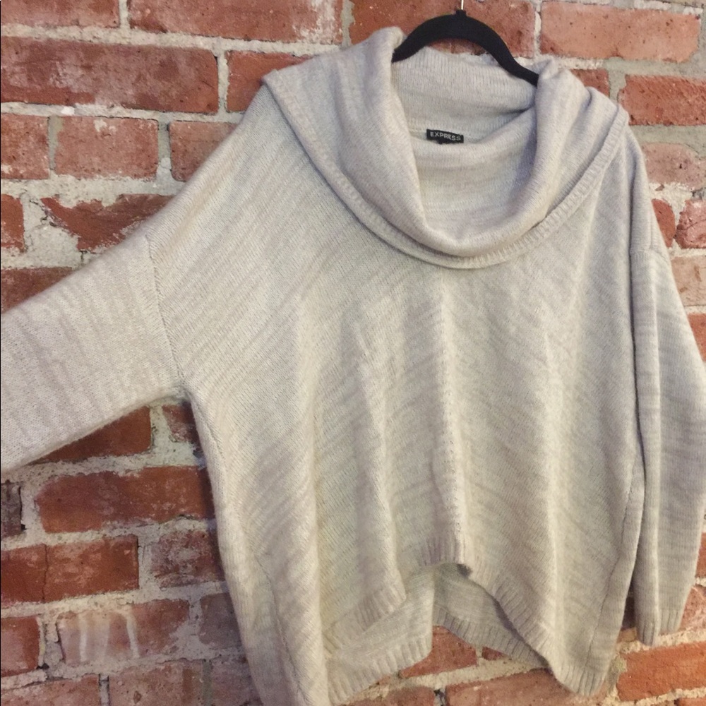 Cowl neck light sweater